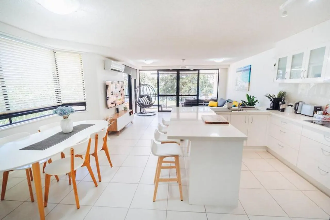 Waterfront Apt Maroochy River Villa Maroochydore Holiday home