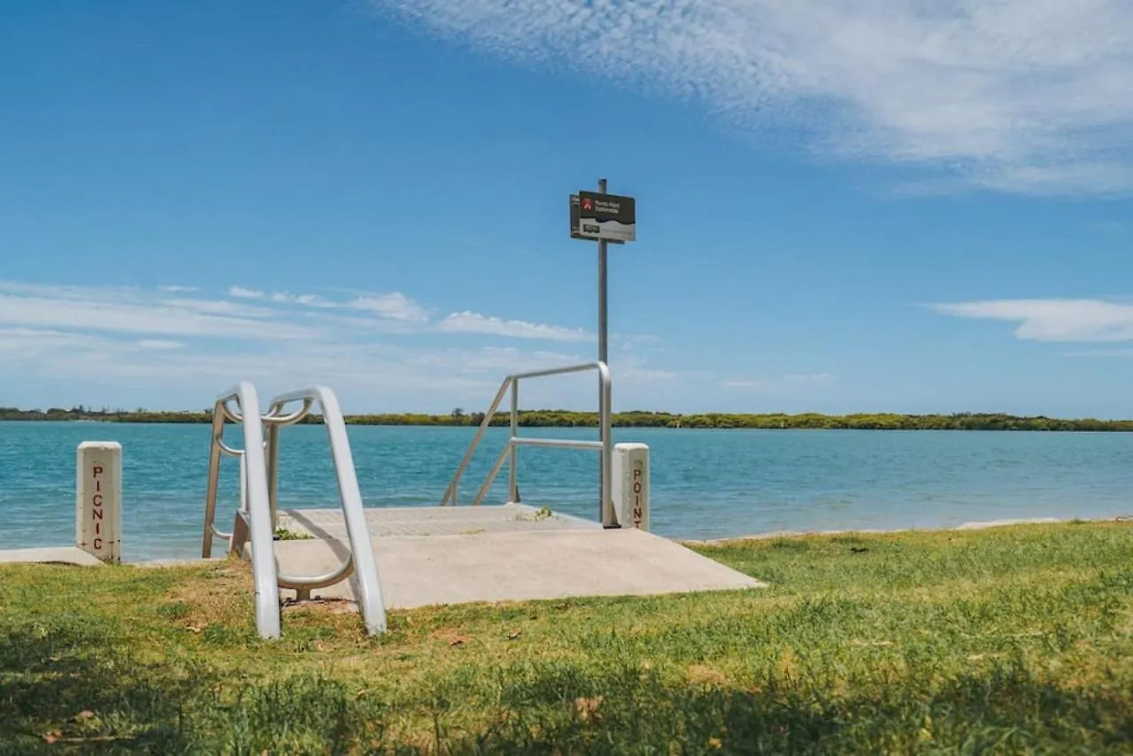 Holiday home Waterfront Apt Maroochy River Villa Maroochydore