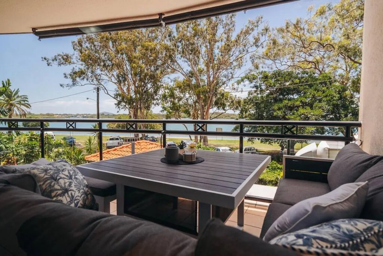 Waterfront Apt Maroochy River Villa Maroochydore